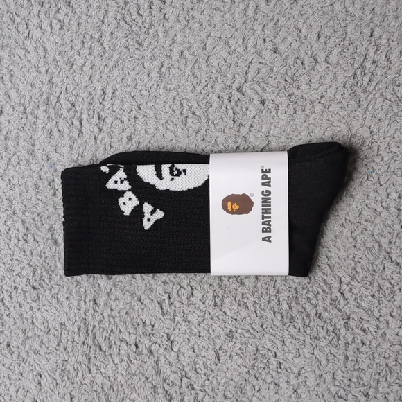Bape Crew Socks Ape Head Logo Mens Womens Unisex Size 9-11‎ Black White - Picture 1 of 2
